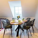 Hama Design Homes *